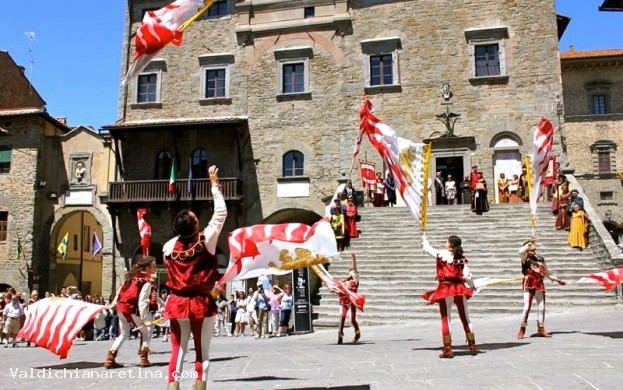 Gruppo Storico Sbandieratori e Musici citt di Cortona